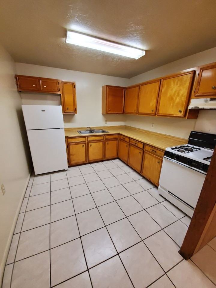 3601 Rabbit Ln - Photo 4 of 15