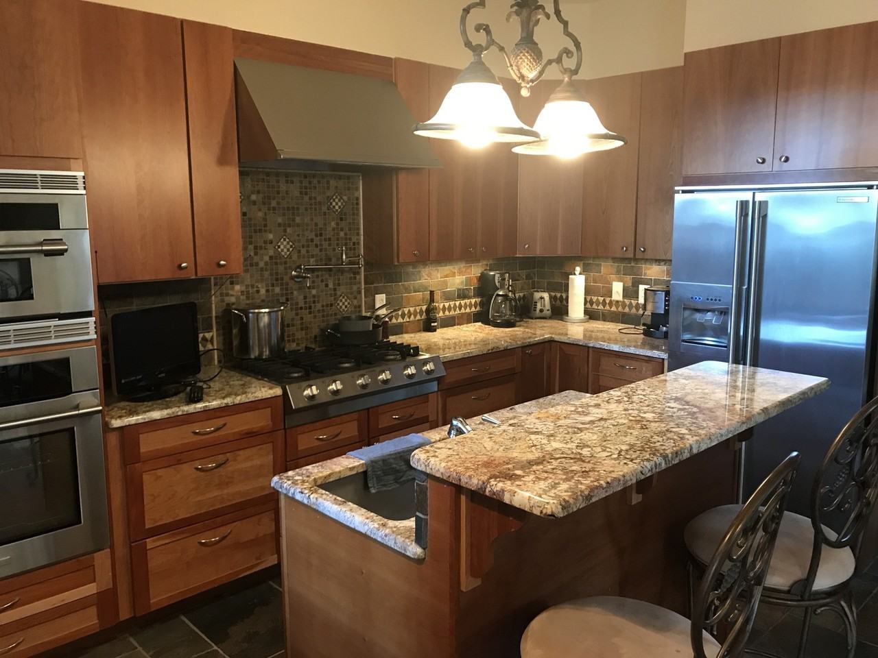 550 Summit Avenue #201 - Photo 3 of 22