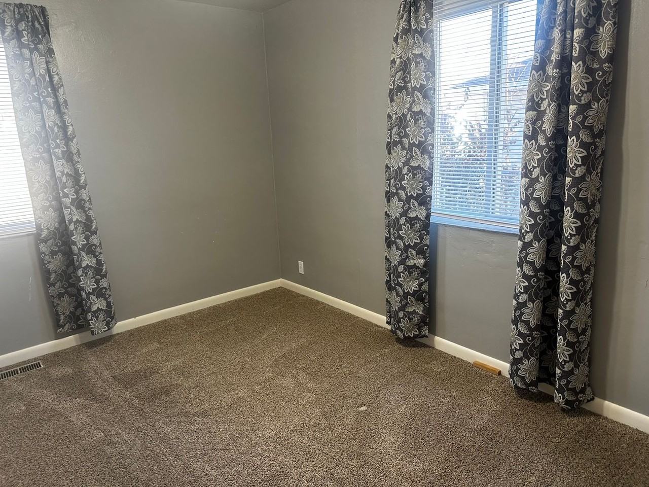 1011 23rd Street Rd - Photo 6 of 17