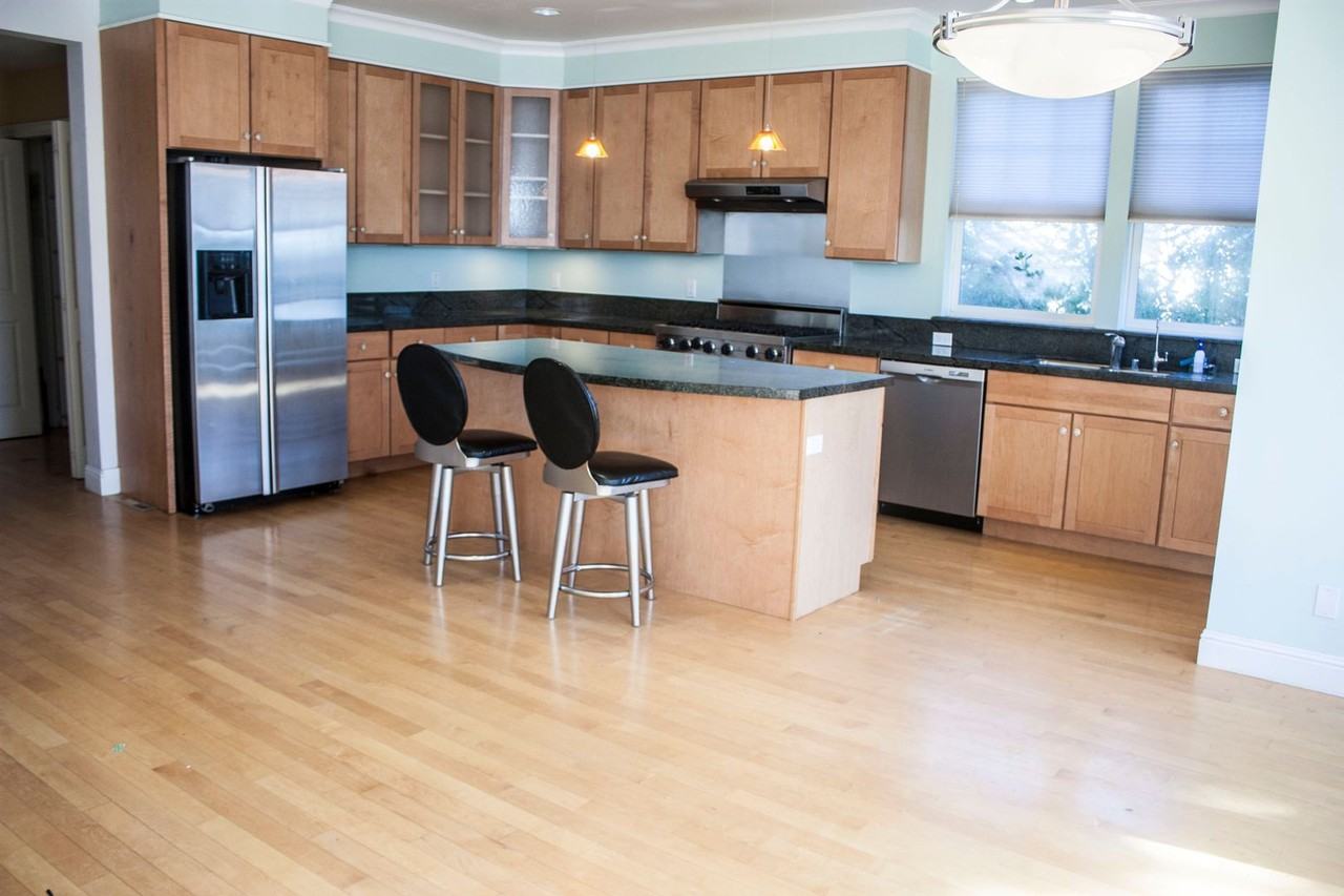 1473 44th Ave - Photo 3 of 21
