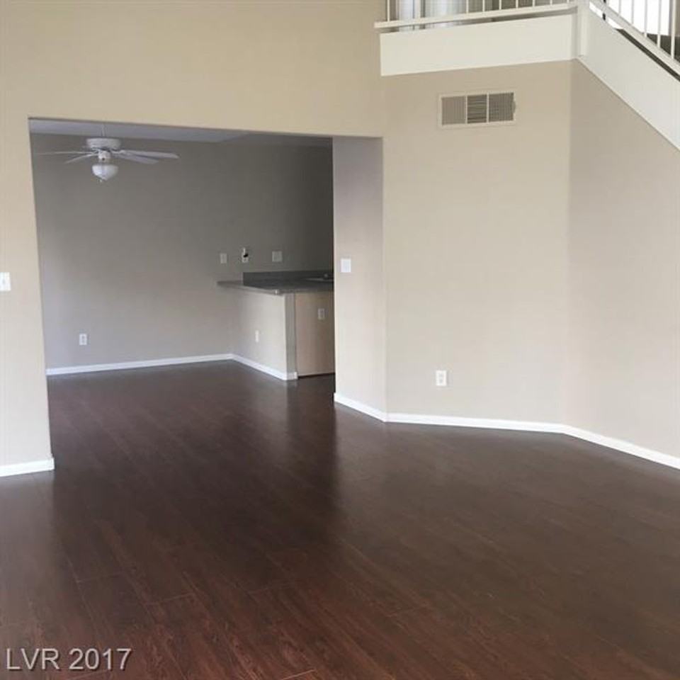 10158 Quaint Tree St - Photo 3 of 6