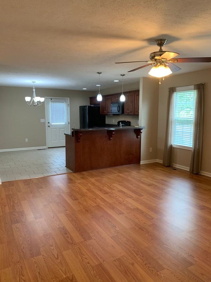 213 John Mark Court - Photo 3 of 19
