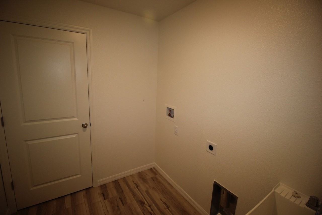 42 Bridgehaven Dr - Photo 6 of 49