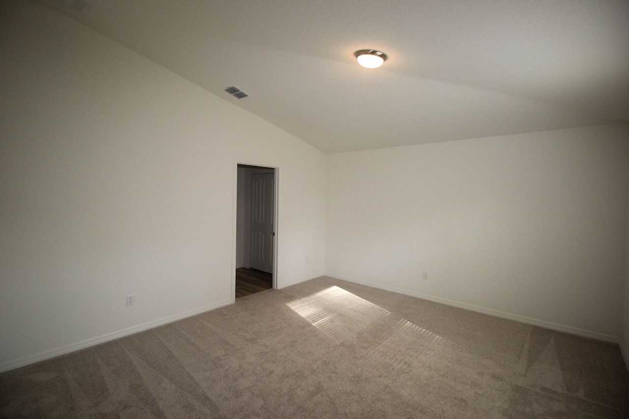 42 Bridgehaven Dr - Photo 7 of 49