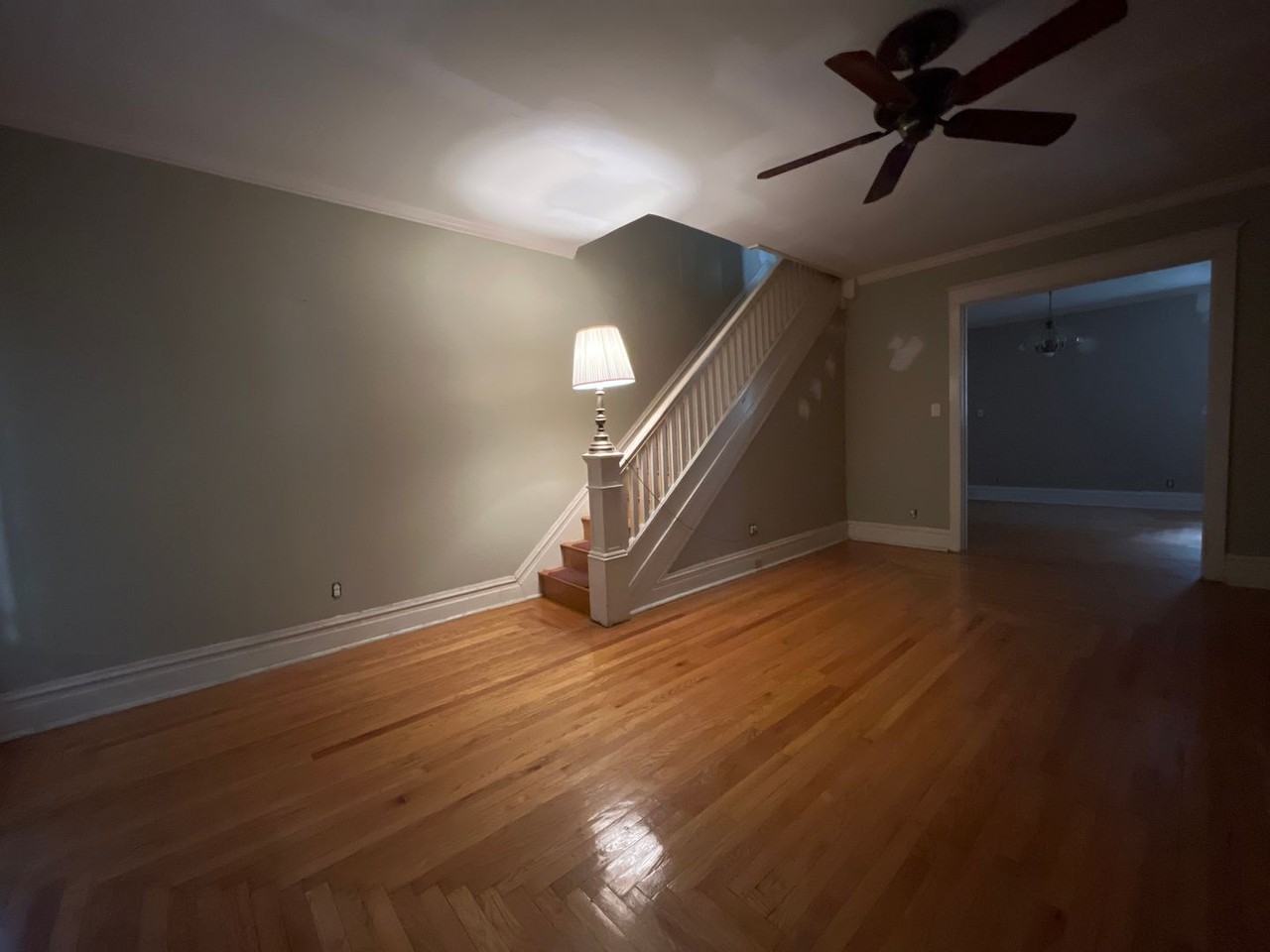 132 S Fulton St - Photo 3 of 12