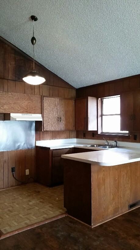 5827 Columbia Ave - Photo 3 of 6