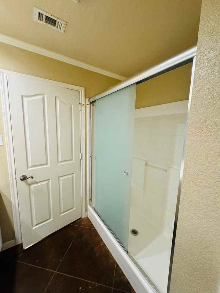 10609 Rayburn Way - Photo 6 of 17