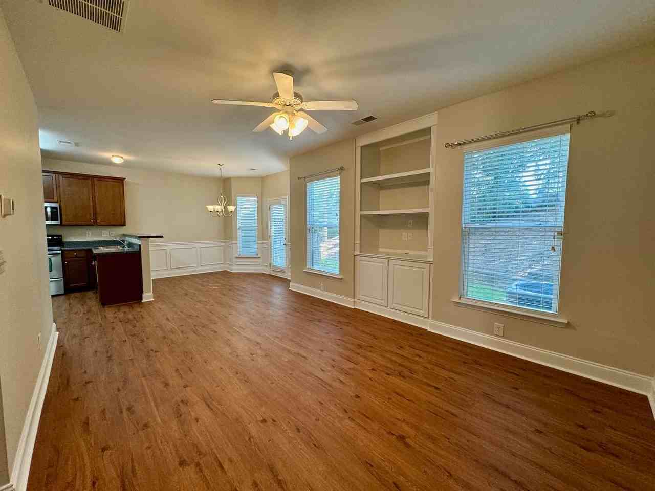 309 Old Stable Dr - Photo 5 of 23