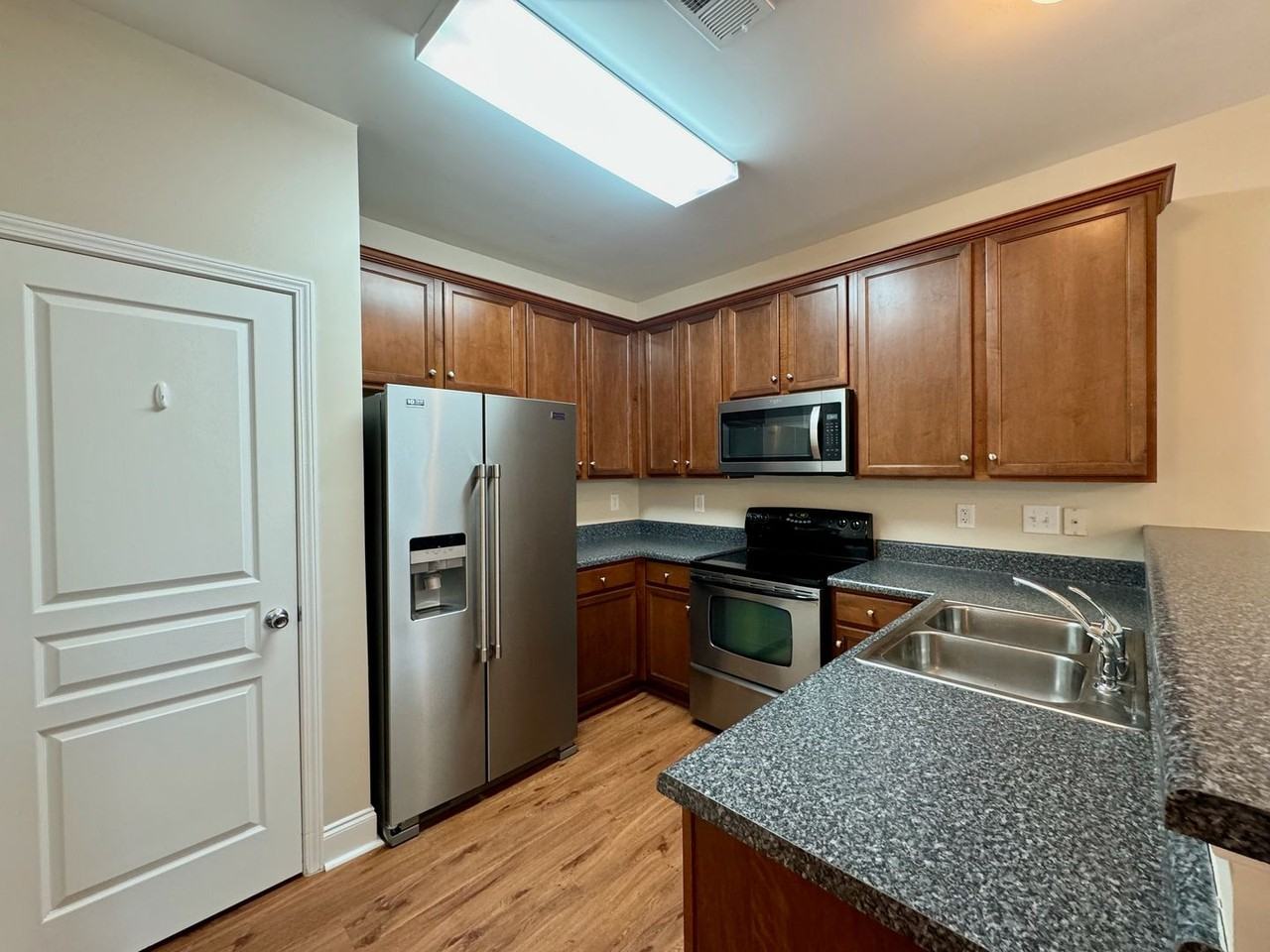 309 Old Stable Dr - Photo 7 of 23