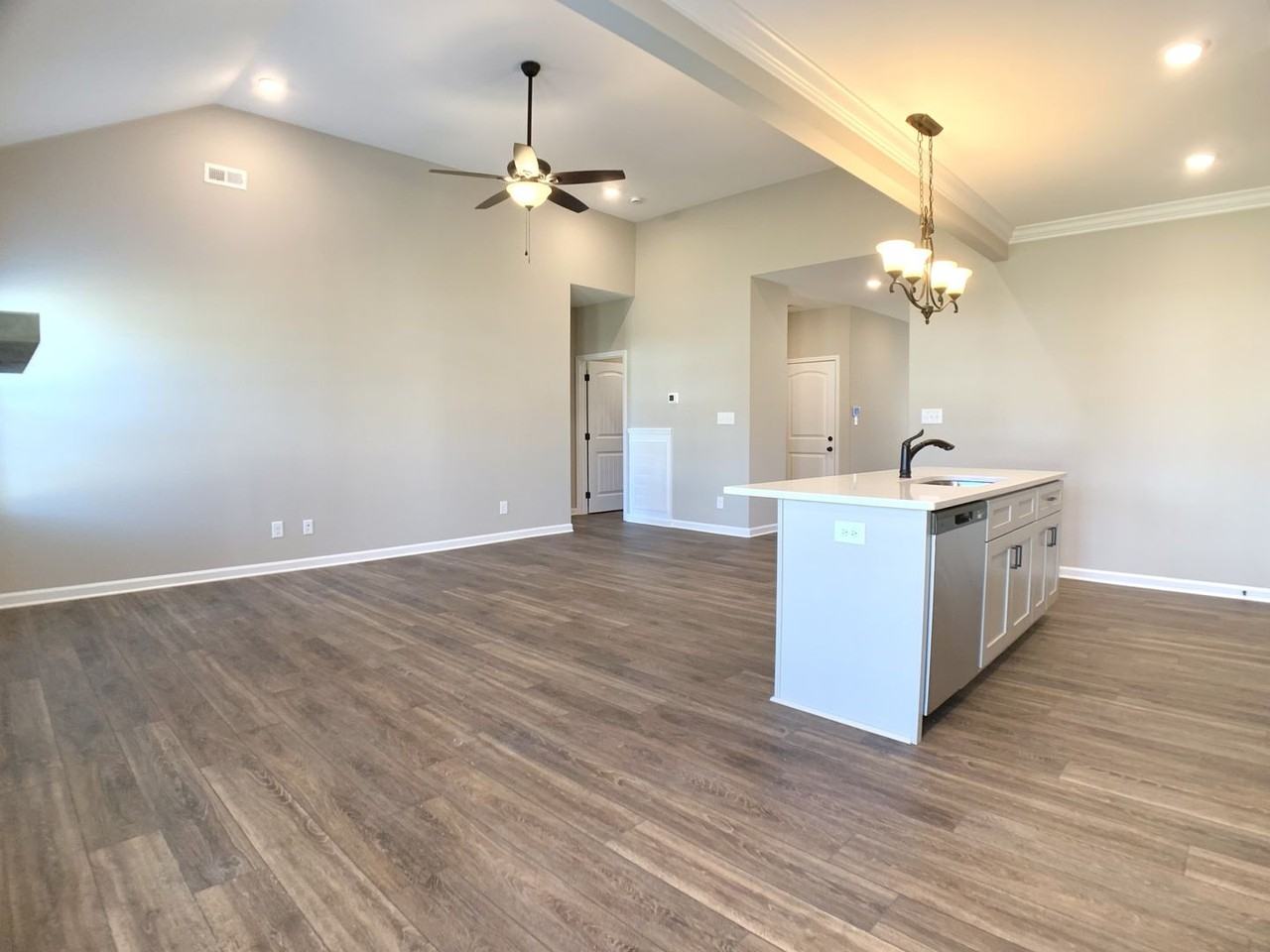 421 Ayden Ln - Photo 5 of 37