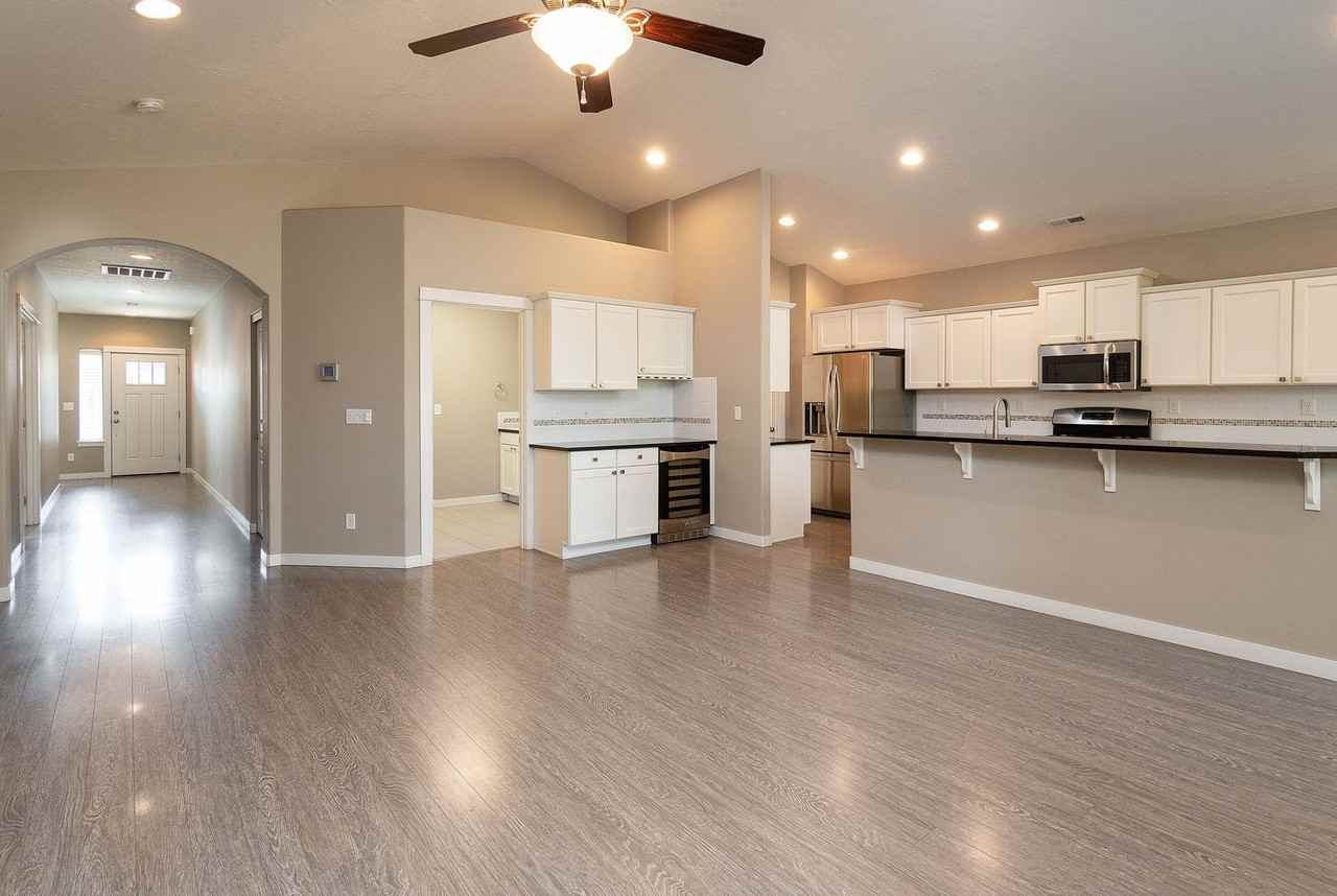 21142 Azalia Ave - Photo 3 of 28