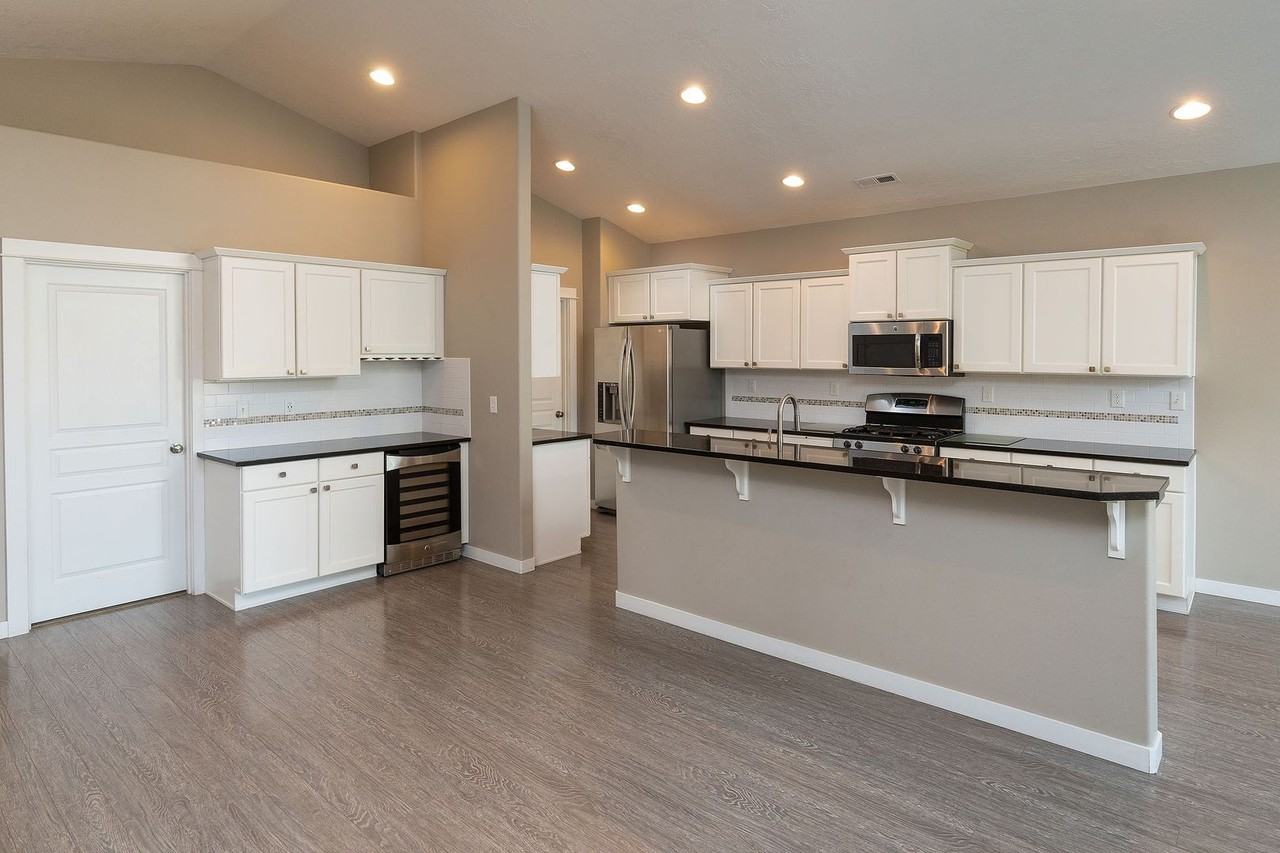 21142 Azalia Ave - Photo 5 of 28