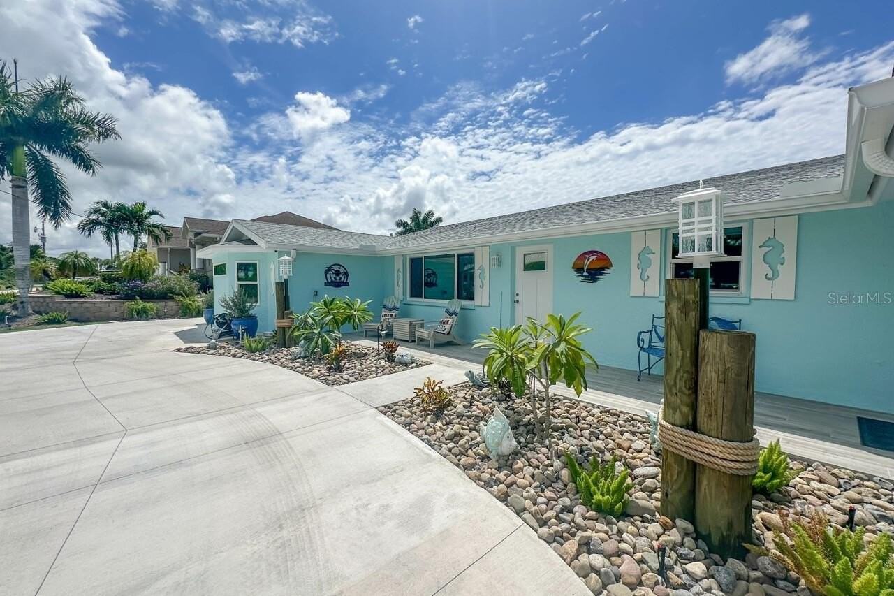 1945 Michigan Ave - Photo 3 of 50