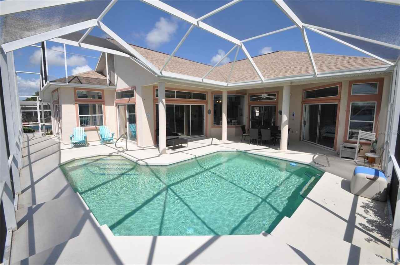 16 Cedarwood Ct - Photo 4 of 39