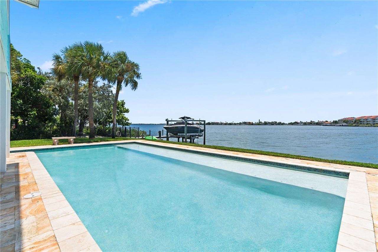 141 Punta Vista Dr - Photo 7 of 44