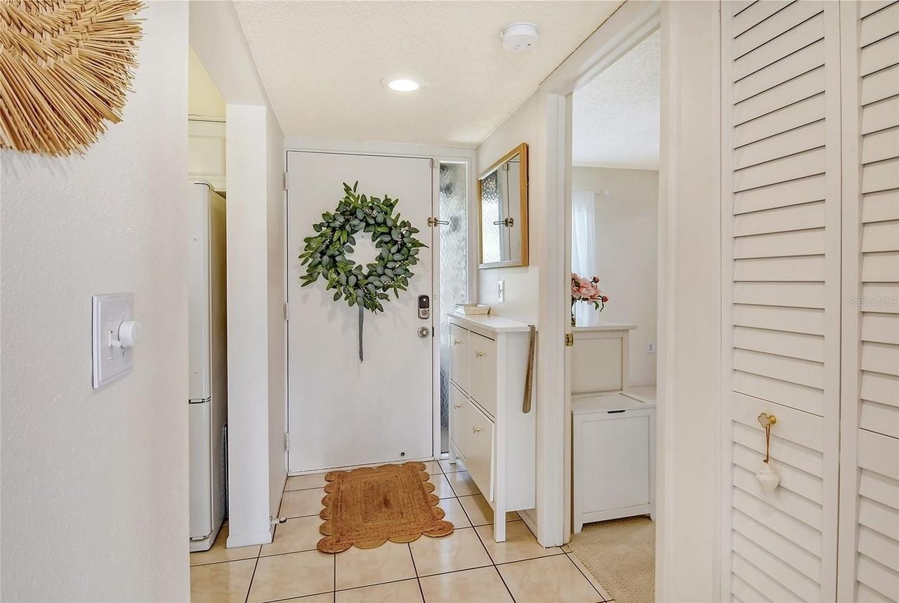 4616 Ringwood Mdw #20 - Photo 5 of 50