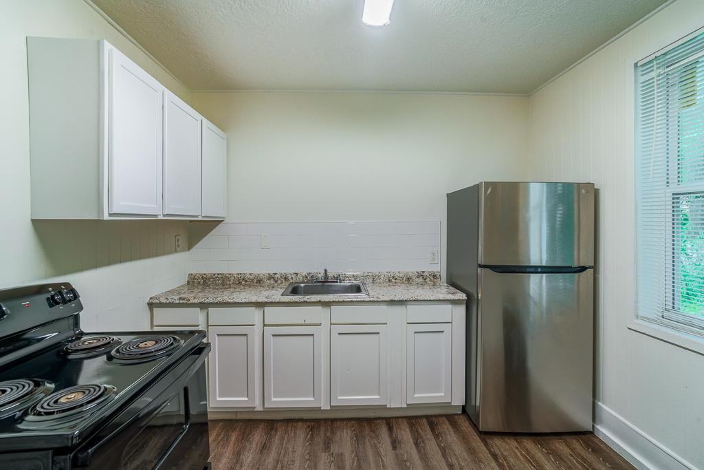 N Liberty St - Photo 3 of 10