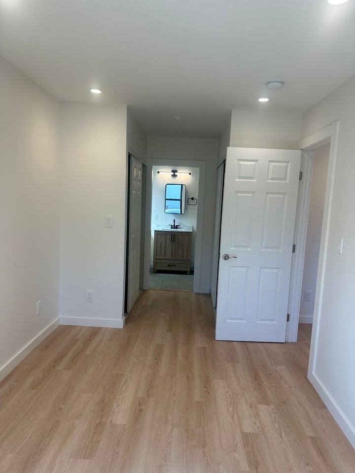 5403 Market St - Photo 3 of 11