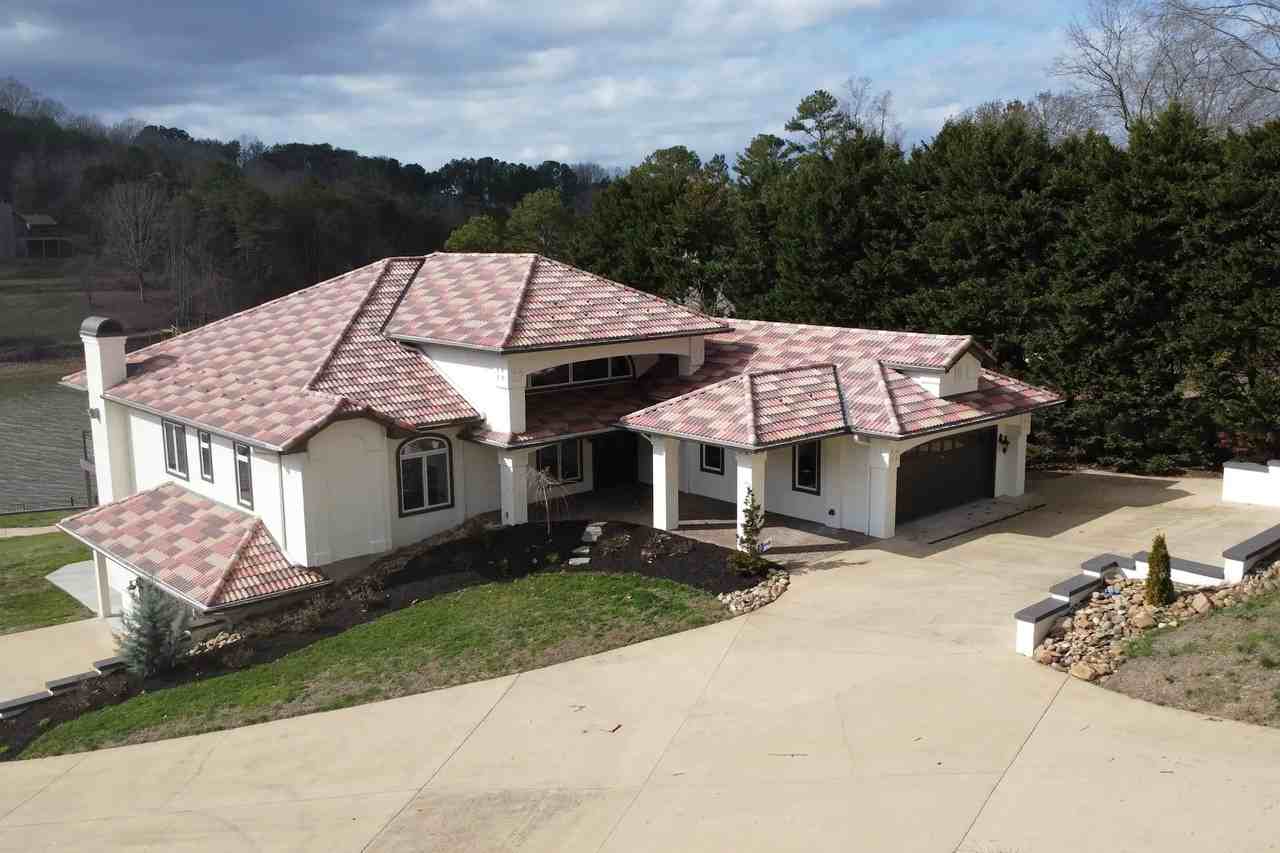 702 Rio Dr - Photo 2 of 21