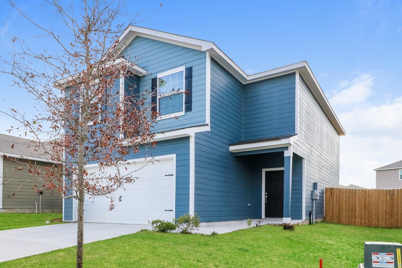 23119 Shakespeare Dr - Photo 2 of 31