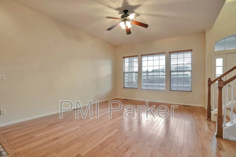 1508 Royal Troon Dr - Photo 3 of 31