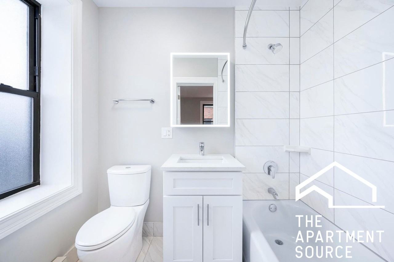 7000 S South Shore Dr #803