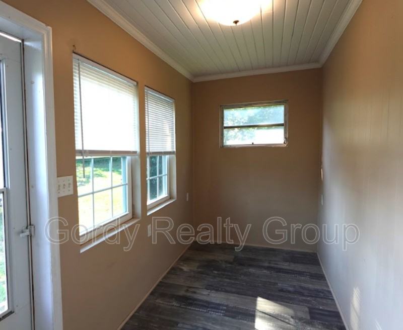 2927 Noland St - Photo 2 of 11