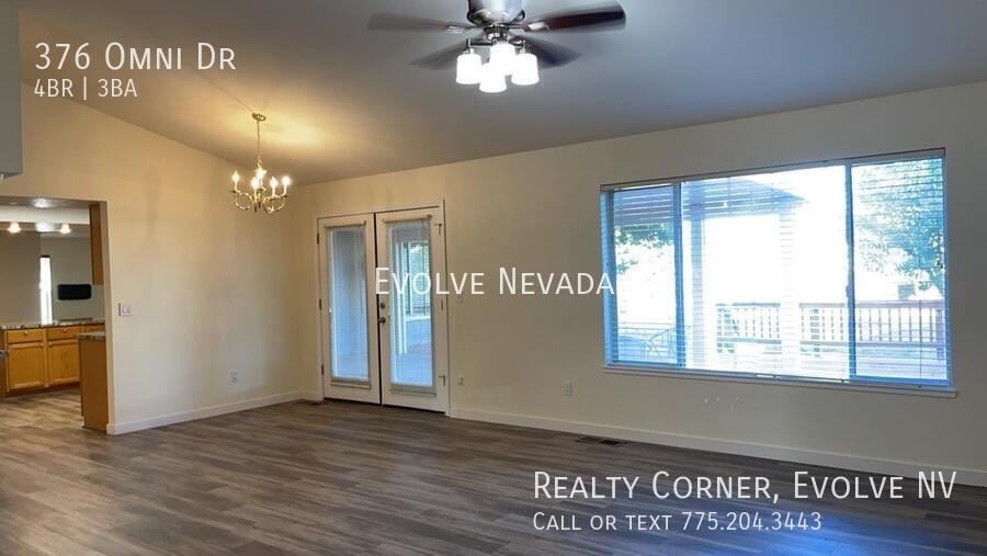 376 Omni Dr - Photo 3 of 35