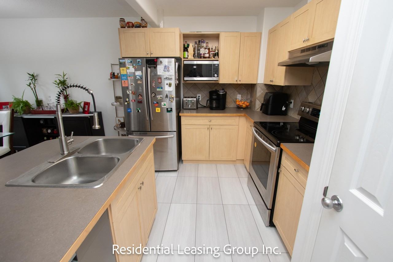 31 Canoe Sq Sw - Photo 3 of 19