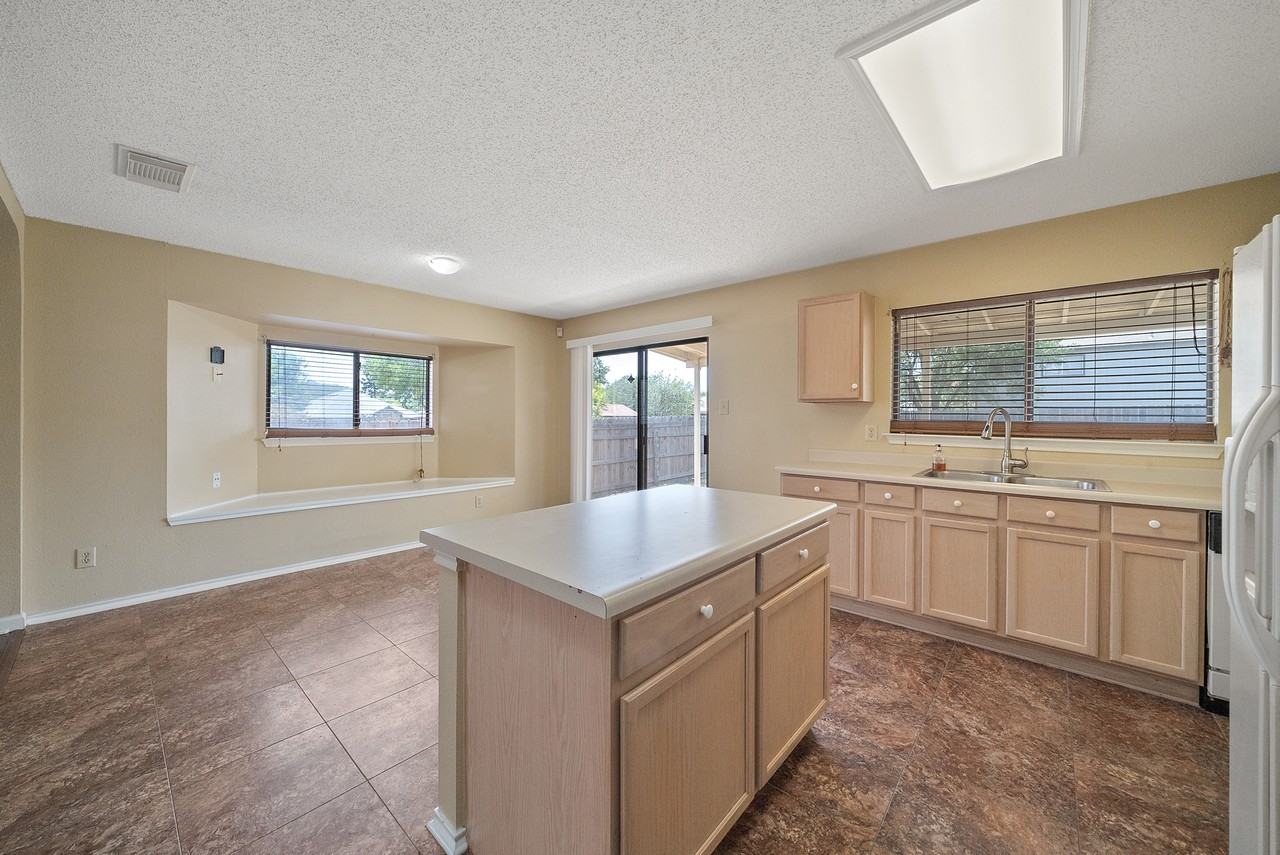 5007 Shara Mist - Photo 4 of 40