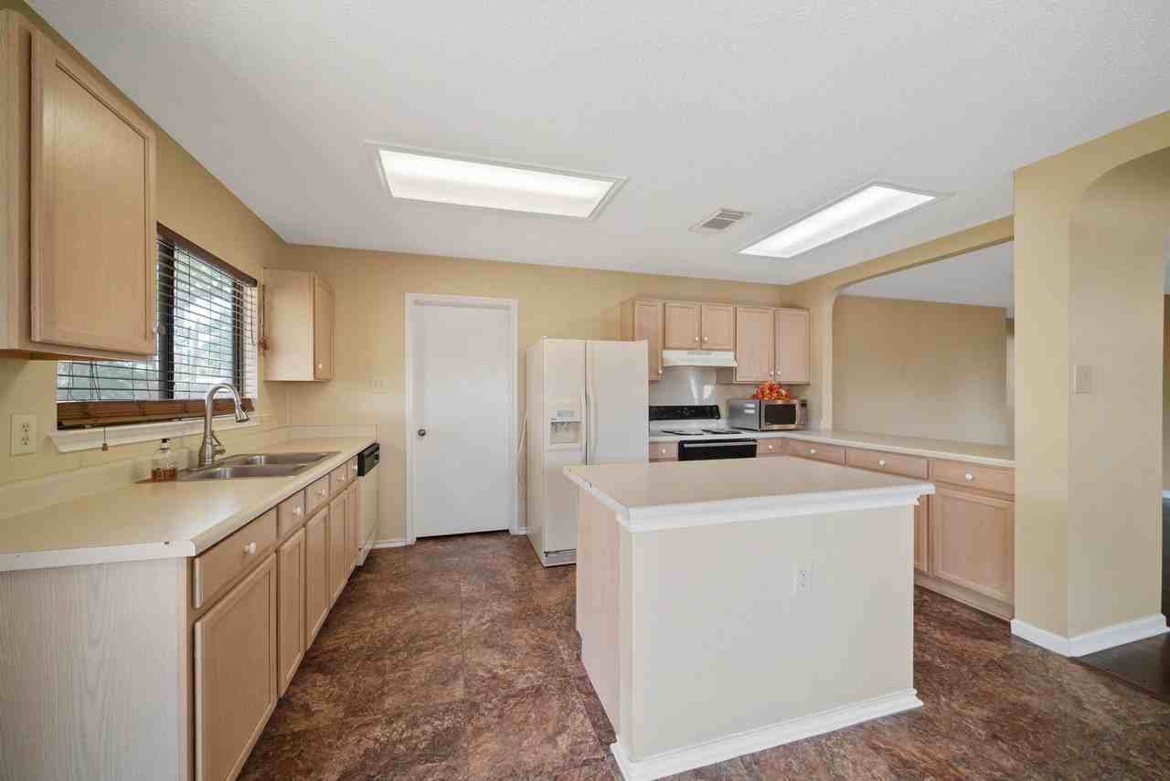 5007 Shara Mist - Photo 7 of 40