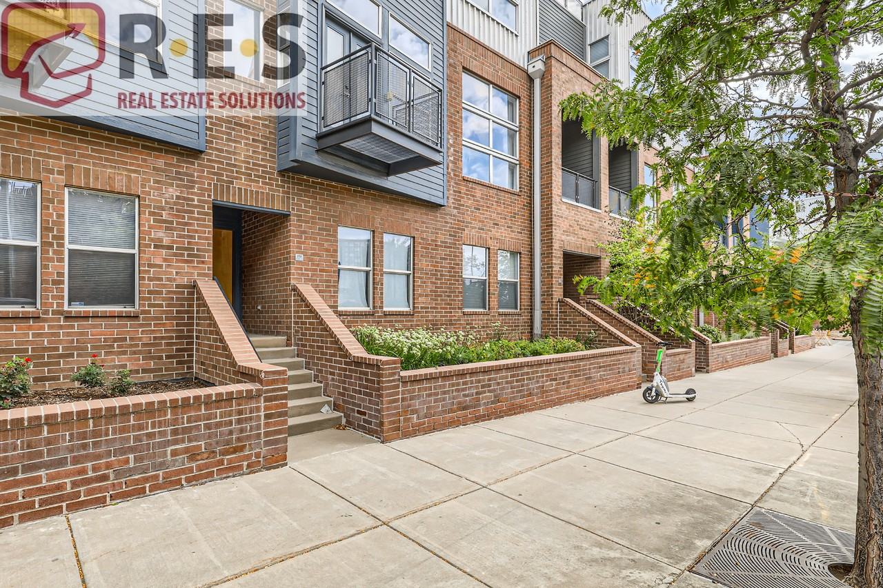 2708 Blake St - Photo 2 of 28