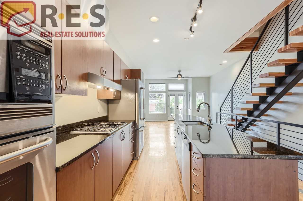 2708 Blake St - Photo 6 of 28