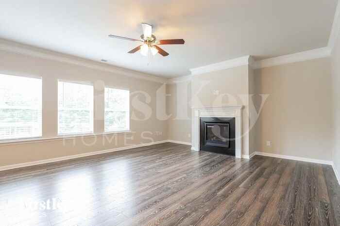 74 Ravencroft Dr - Photo 3 of 15