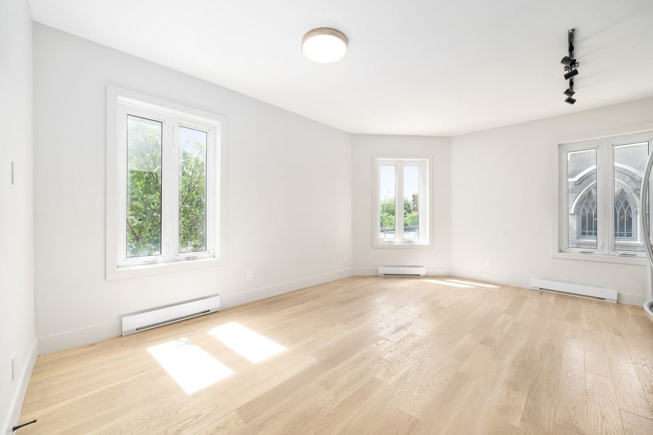 1355 Boulevard René-Lévesque Est — photo 2