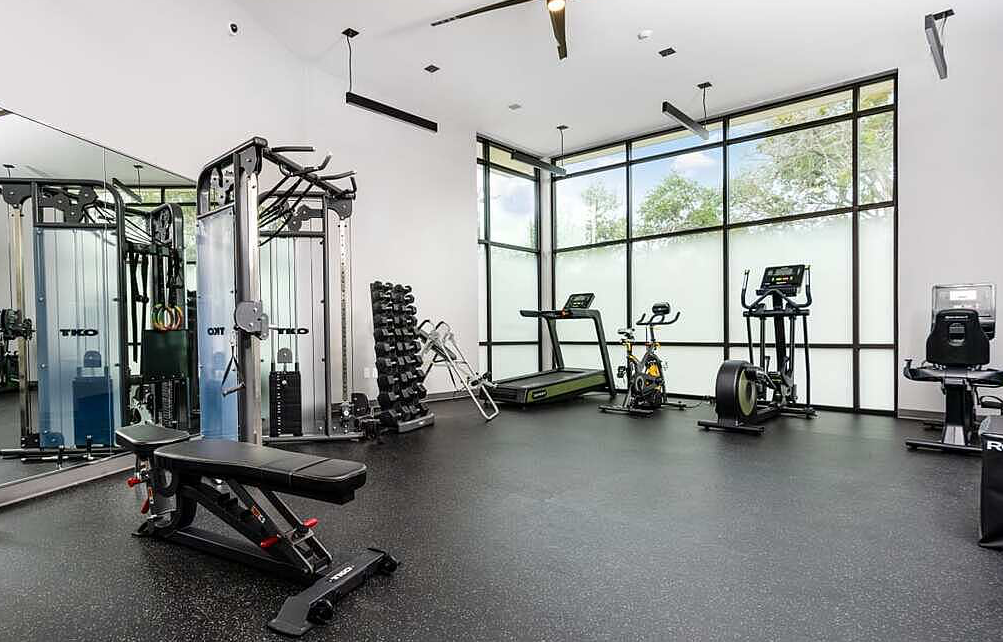 10225 Menchaca Road #1602 - Photo 6 of 9