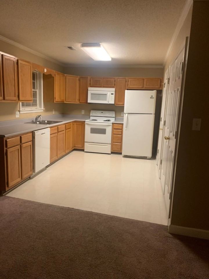 808 Maupin Ave - Photo 3 of 18