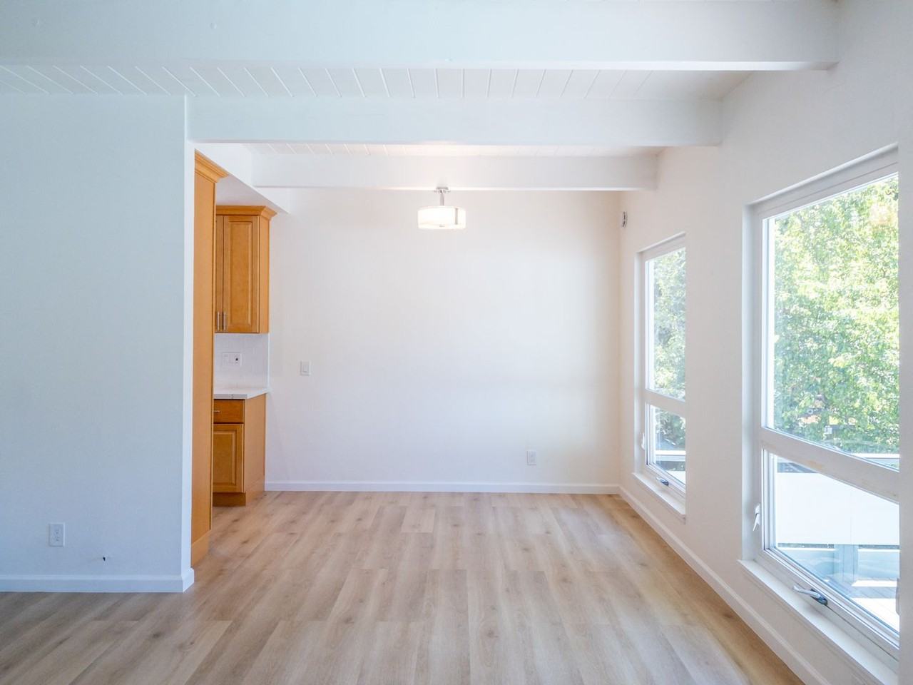 10 Park Ave #19 - Photo 6 of 27