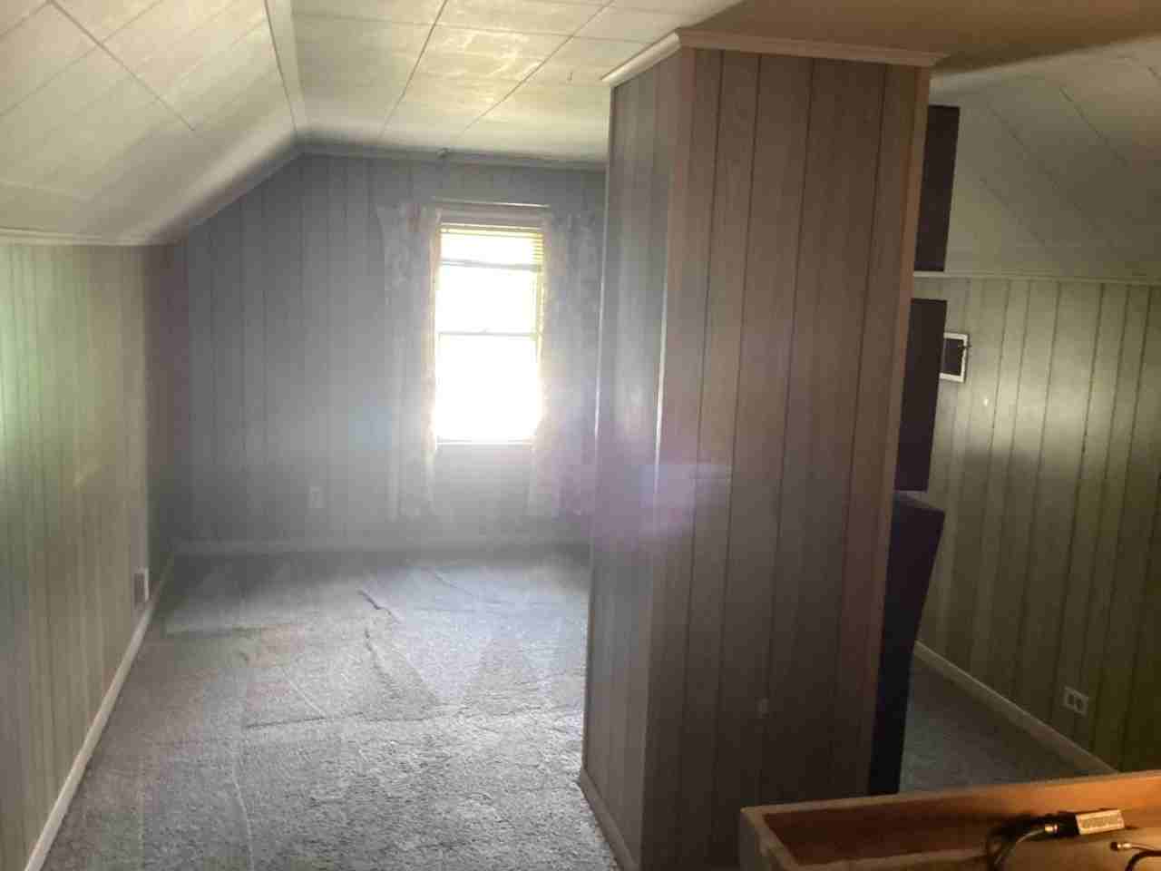 7302 W Medford Ave - Photo 4 of 12