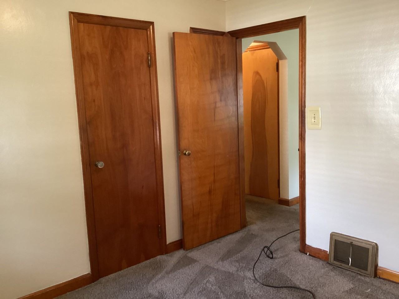 7302 W Medford Ave - Photo 7 of 12