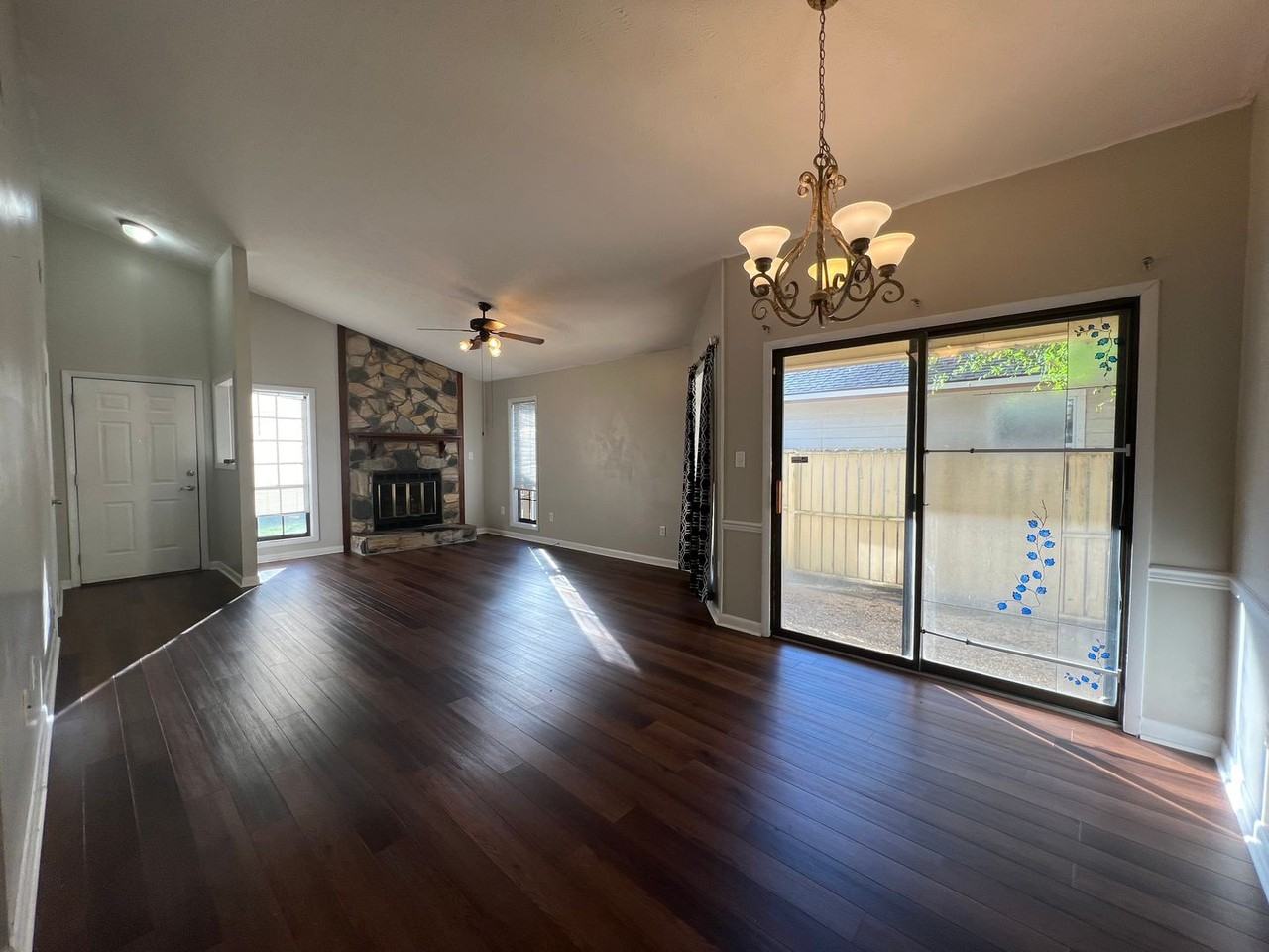 6951 Timberwood Dr - Photo 2 of 9