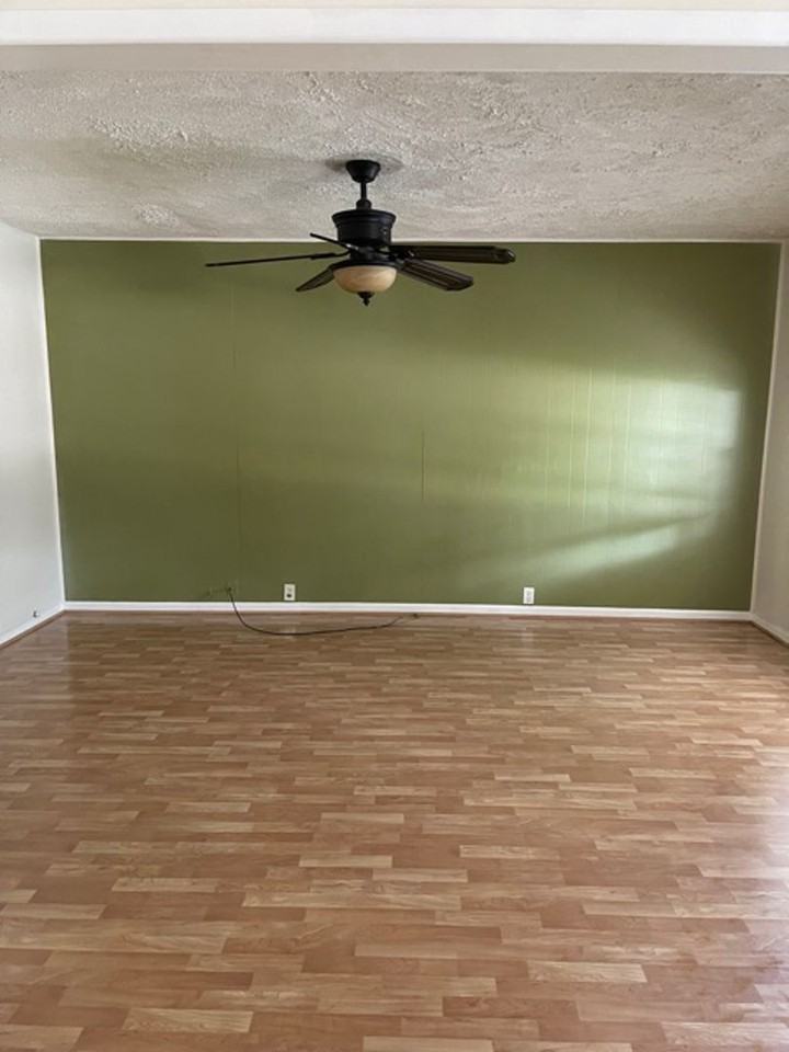 3226 Wenwood Rd - Photo 3 of 16