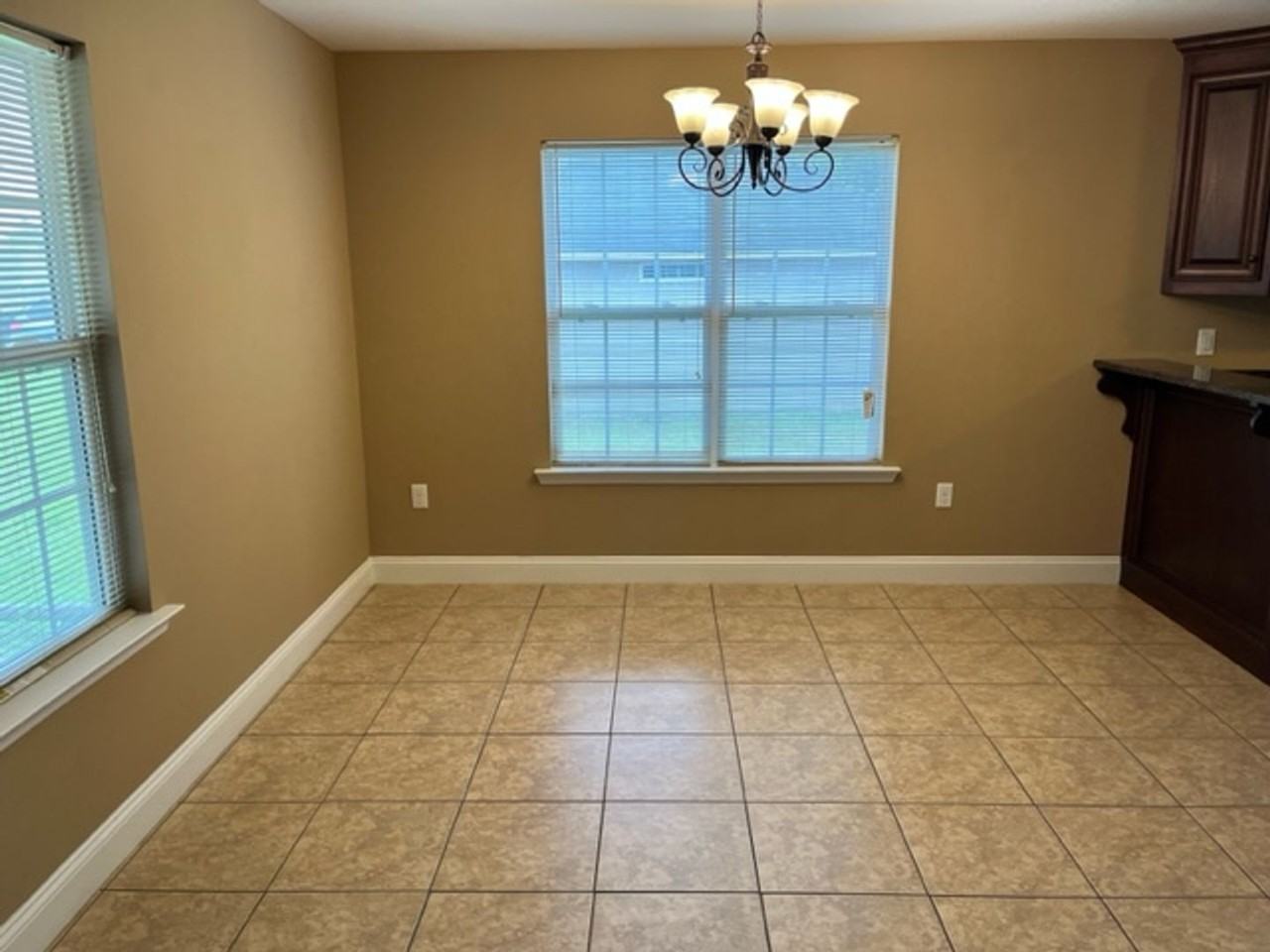 4868 Stonewall Cir - Photo 3 of 13