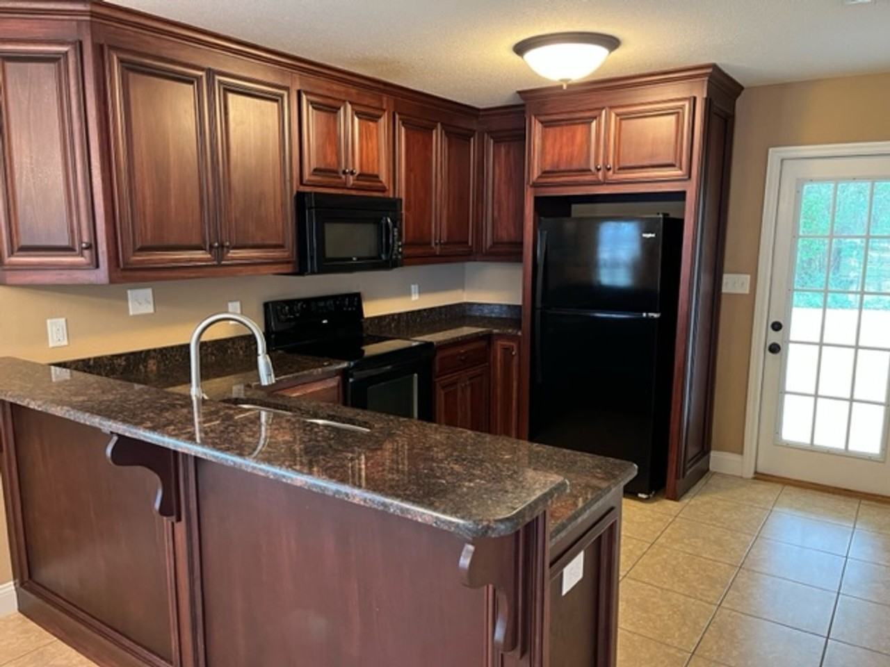 4868 Stonewall Cir - Photo 4 of 13