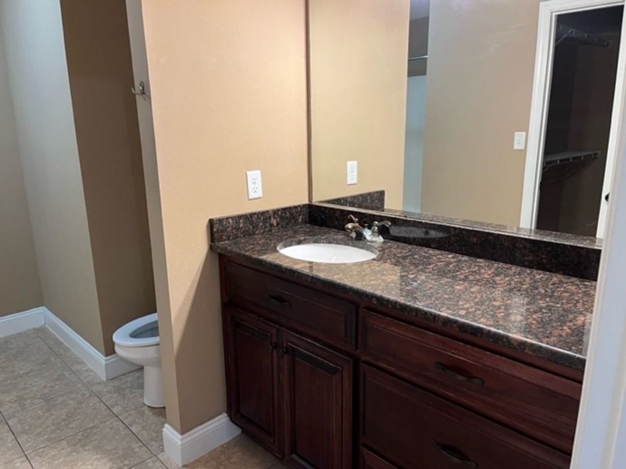 4868 Stonewall Cir - Photo 5 of 13