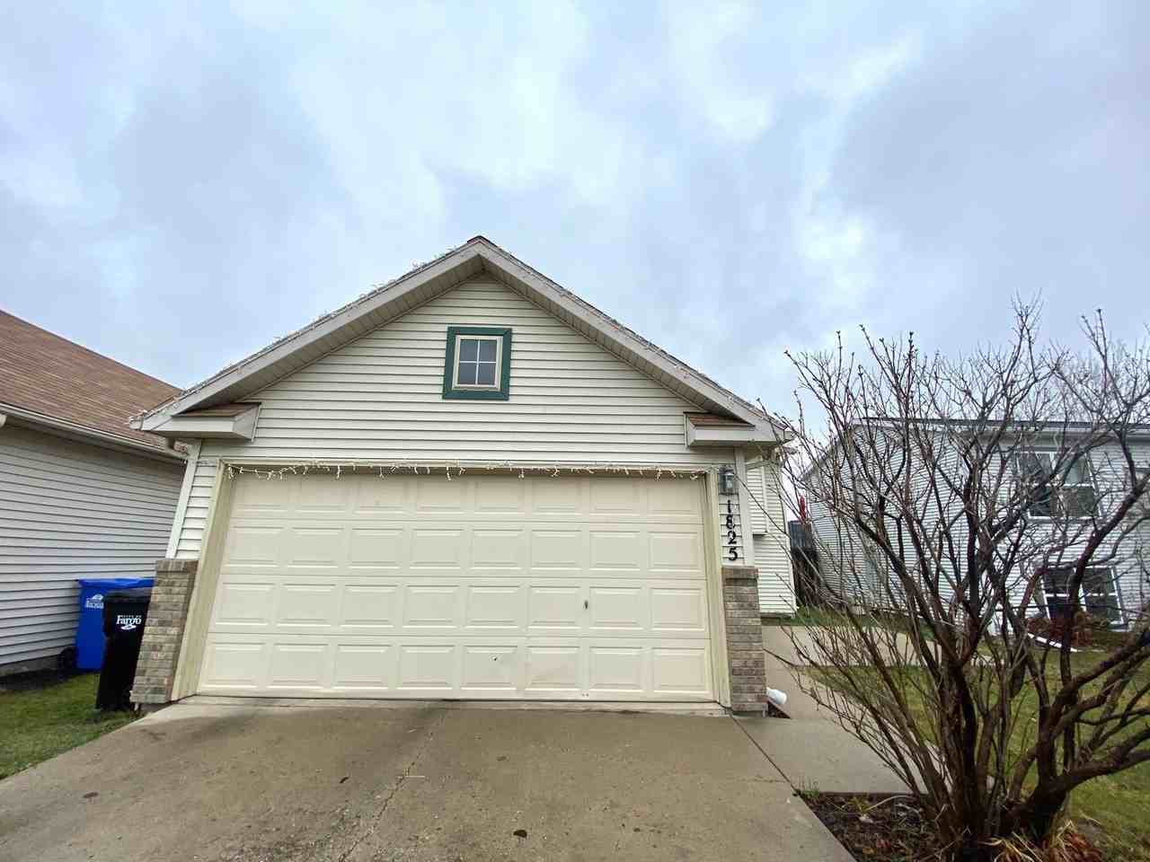 1825 57th Ave S - Photo 3 of 23