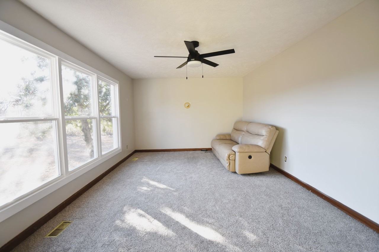 1473 Tom Starling Rd - Photo 4 of 22