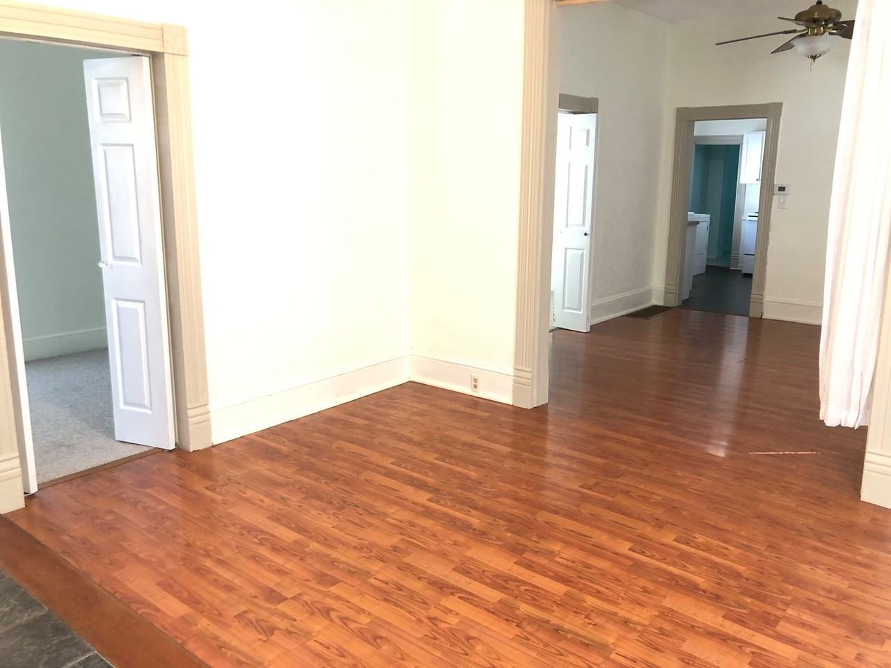 905 N Mason St - Photo 2 of 12