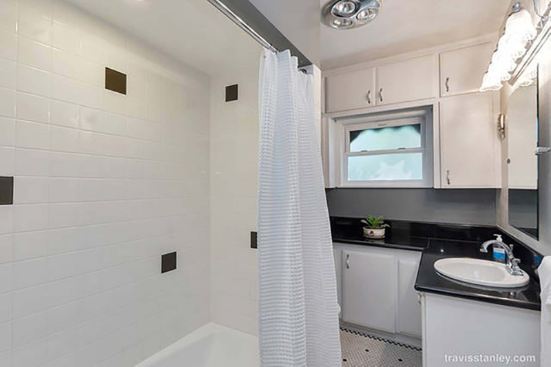 6916 Se 17th Ave - Photo 5 of 9