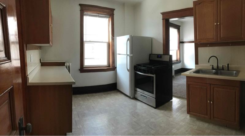 423 N 1st Ave E #423 - Photo 5 of 10